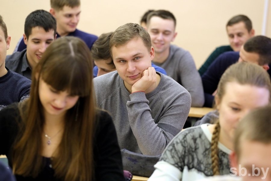 В Беларуси разрабатывается стратегия развития государственной молодежной политики