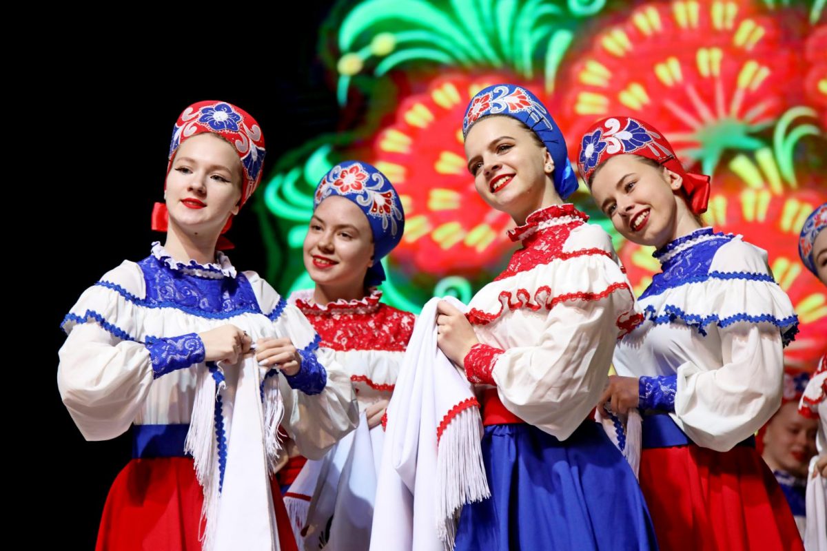 C Днем единения народов Беларуси и России