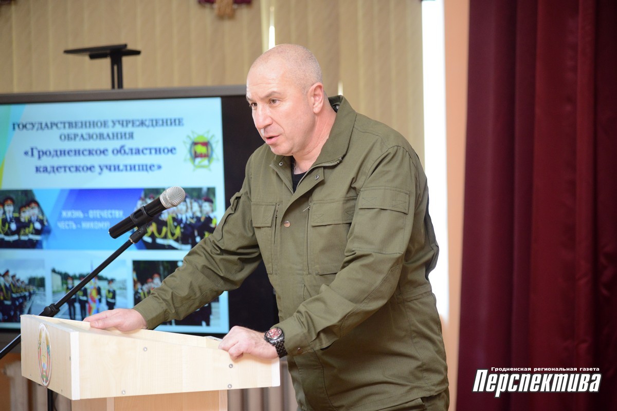 Юрий Караев встретился с воспитанниками областного кадетского училища в рамках проекта «ШАГ»