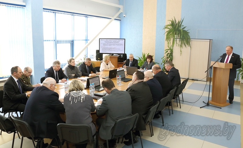 В Лиде прошло выездное заседание комиссии по делам несовершеннолетних при Совете министров Республики Беларусь