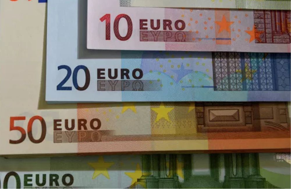 Годовая инфляция в еврозоне достигла рекорда с 2023 года