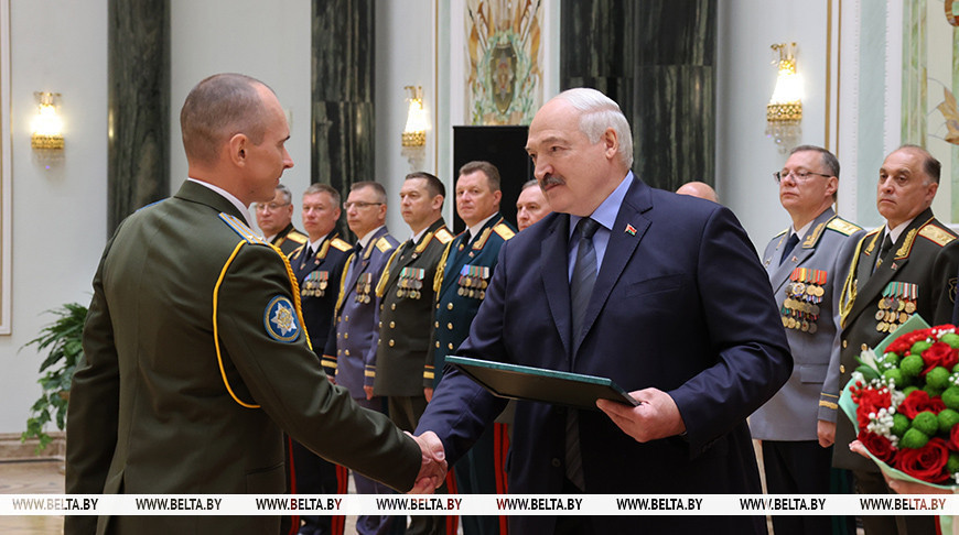Лукашенко: белорусы не хотят войны, но на любую провокацию ответ будет решительным и жестким