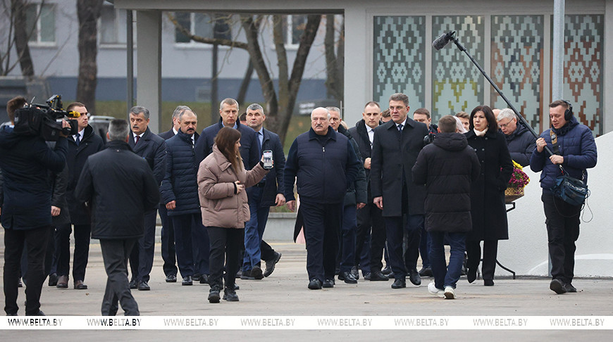 "Это народный парк". Лукашенко ознакомился с инфраструктурой парка имени 50-летия Великого Октября