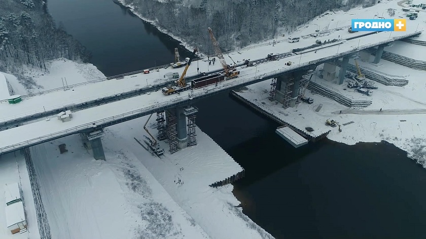 Готовность четвёртого автомобильного моста – порядка 70%, к июлю всё успеют
