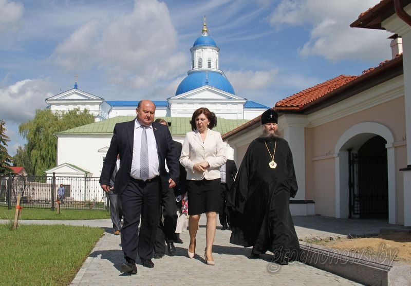 Заместитель премьер-министра Беларуси Наталья Кочанова провела рабочее совещание по вопросу строительства на территории Свято-Успенского монастыря в Жировичах