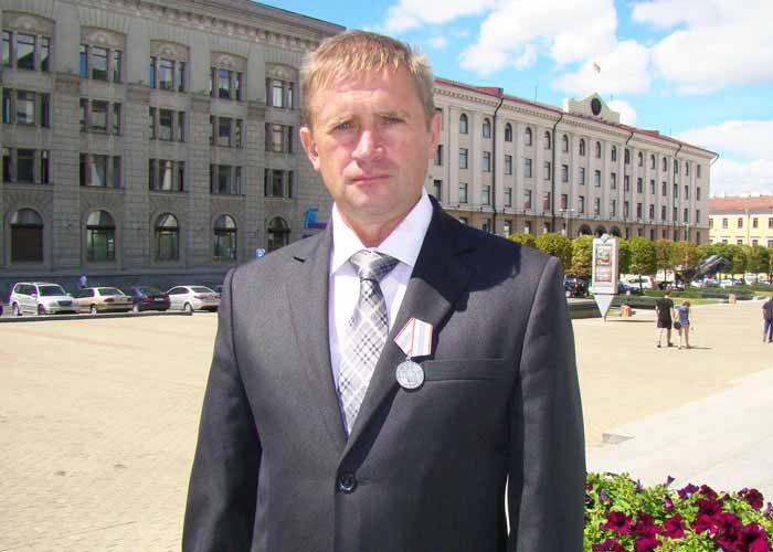 Машинисту-крановщику Геннадию Семашко присвоено звание «Человек года Гродненщины»