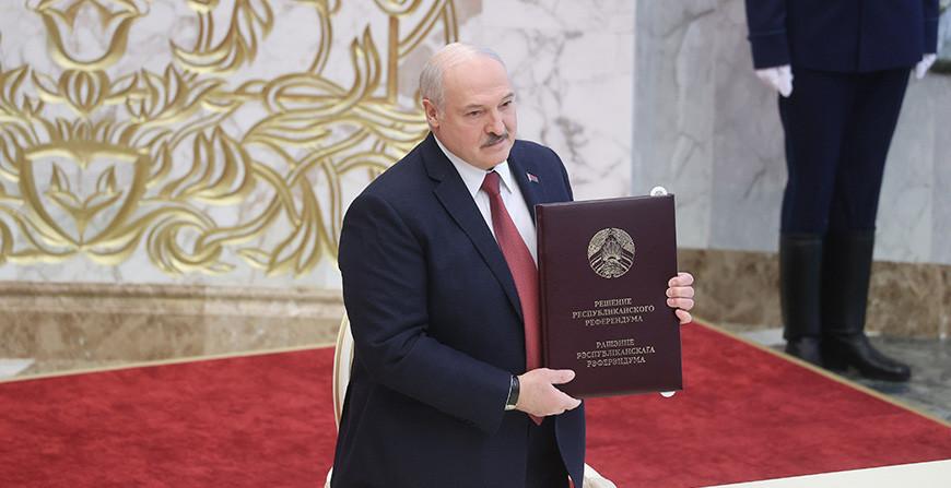 Александр Лукашенко: новая Конституция Беларуси вступит в силу 15 марта