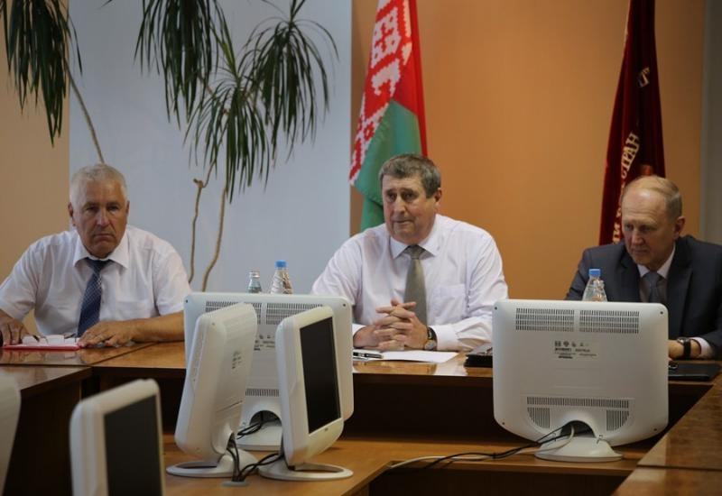 План действий по оздоровлению ОАО "Стеклозавод" Неман" обсудили на предприятии с участием заместителя премьер-министра Михаила Русого