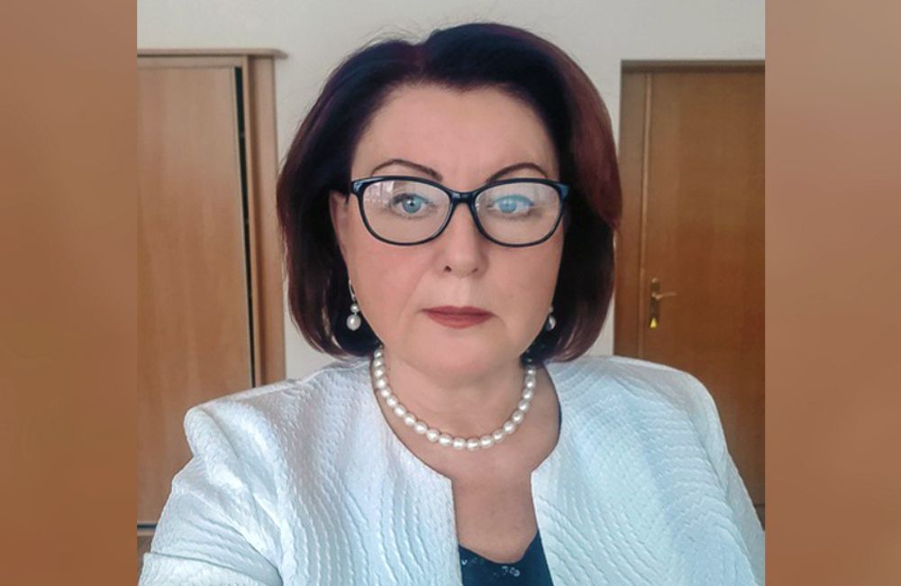 Классный директор: коллеги рассказали о Людмиле Санюкович