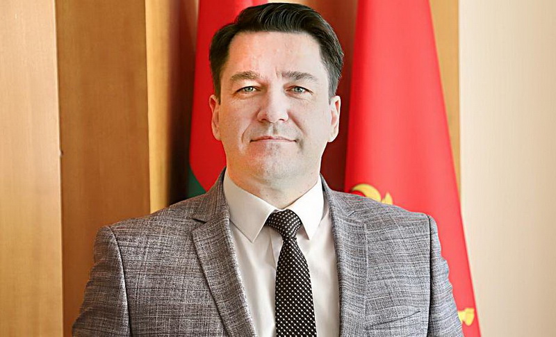 Вакцинация, ремонт жилфонда, благоустройство. Субботнюю прямую линию с жителями региона провел заместитель председателя облисполкома Виктор Пранюк