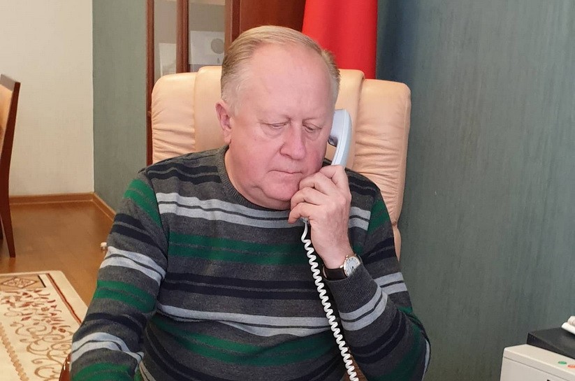 Член Президиума Совета Республики В.Лискович провел в Совете Республики «прямую телефонную линию»