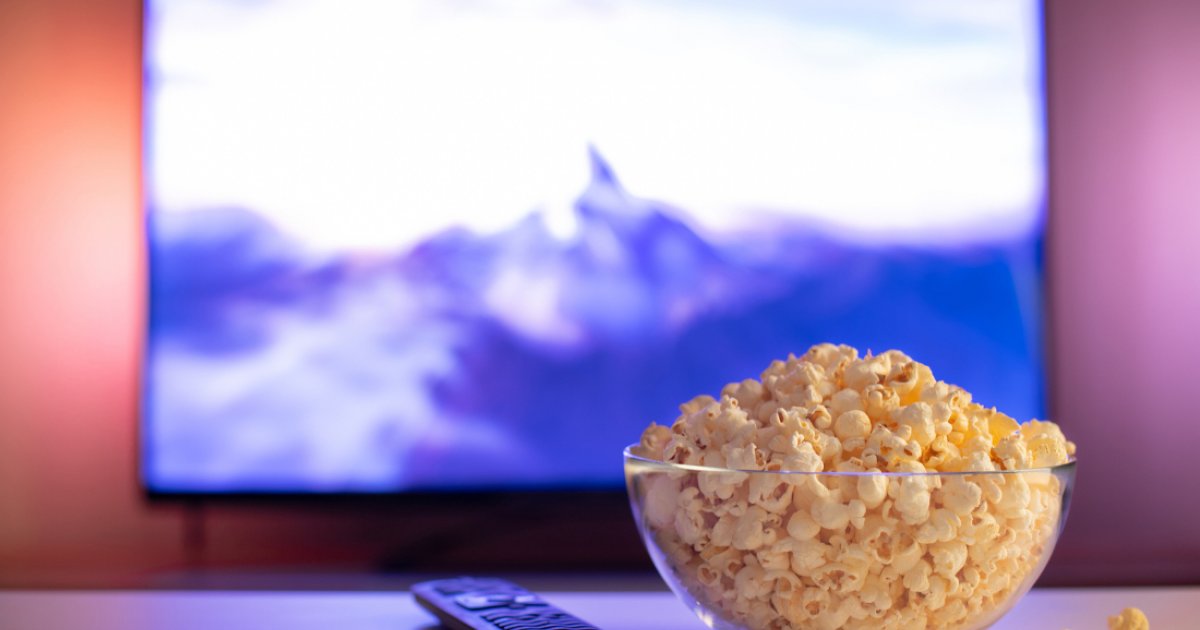 5 лучших фантастических сериалов ушедшего 2020 года