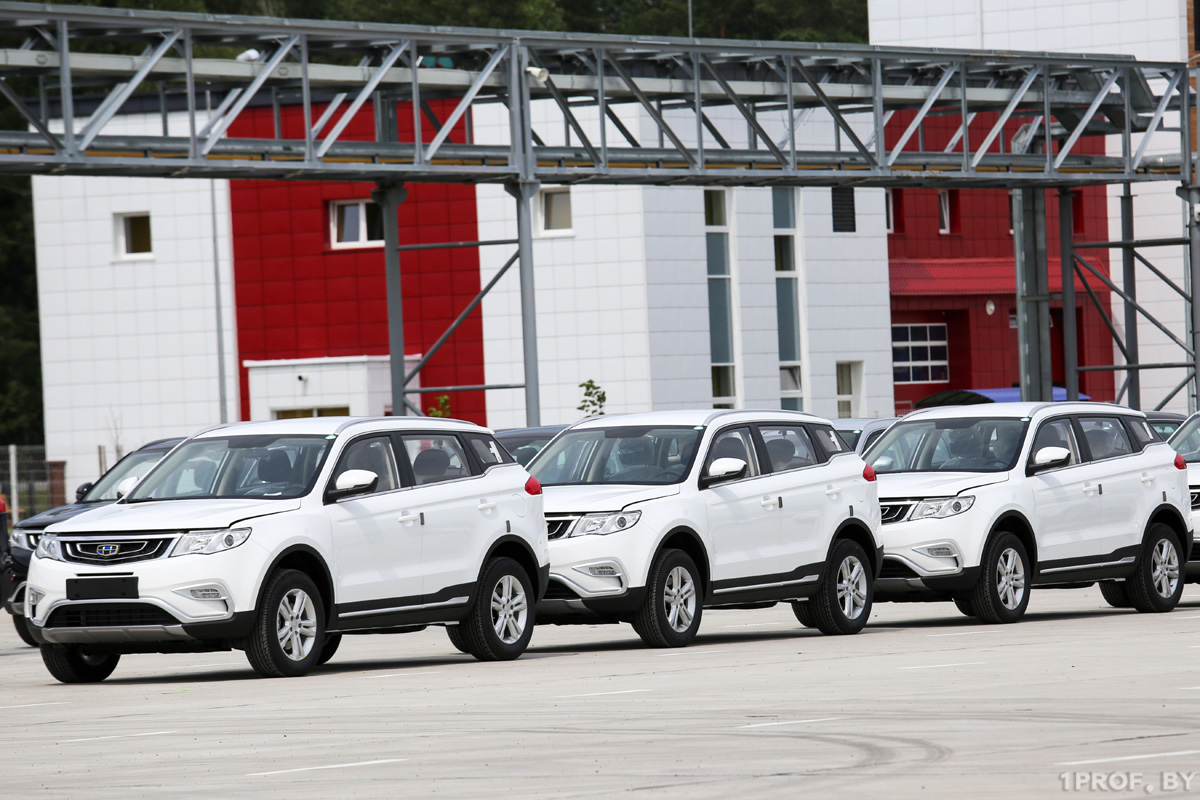 Кредит на GEELY и лимиты на валюту: новости белорусских банков за 5-18 сентября
