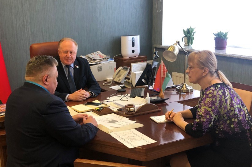 Член Президиума Совета Республики Виктор Лискович провел рабочую встречу по вопросам подготовки выставки в рамках круглого стола «Беларусь наш общий дом: единство наций и поколений»