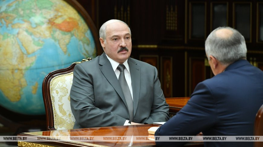 Александр Лукашенко принял с докладом Сергея Румаса