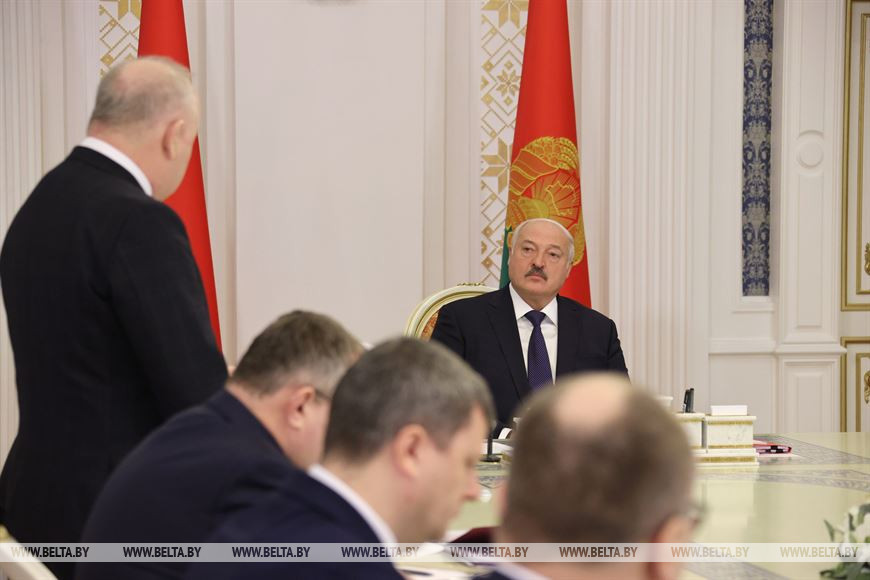 Планируемые изменения в банковской сфере стали темой совещания у Лукашенко