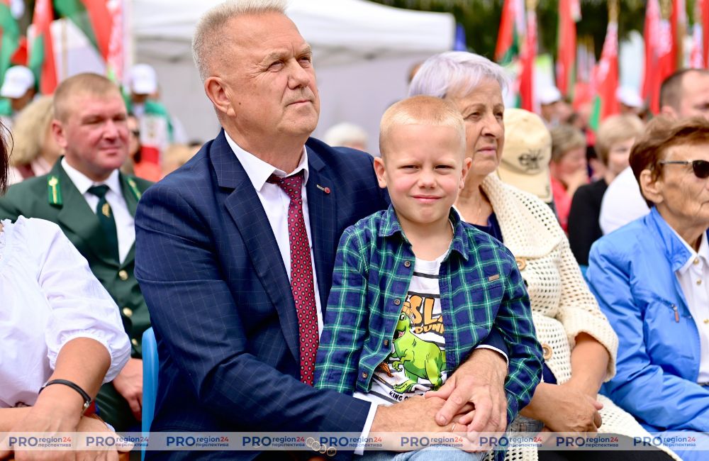 Скидель День Независимости 7