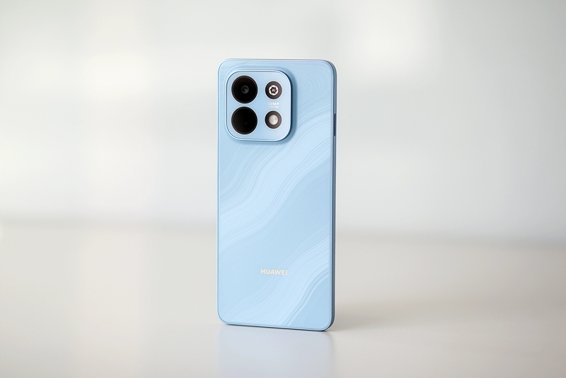 2 Huawei nova Y74.JPG